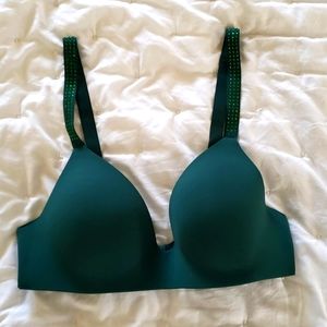 Victoria's Secret Underwire-Free Bra